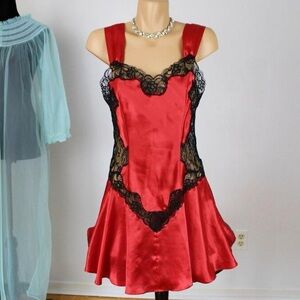 VC Vintage-Glam Leopard Slip Sleeveless Tight Midi Dress Party Spotlight Evening Gown
